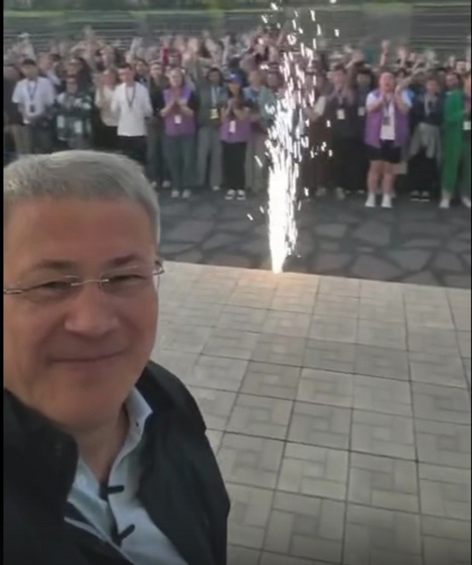 скриншот видео.