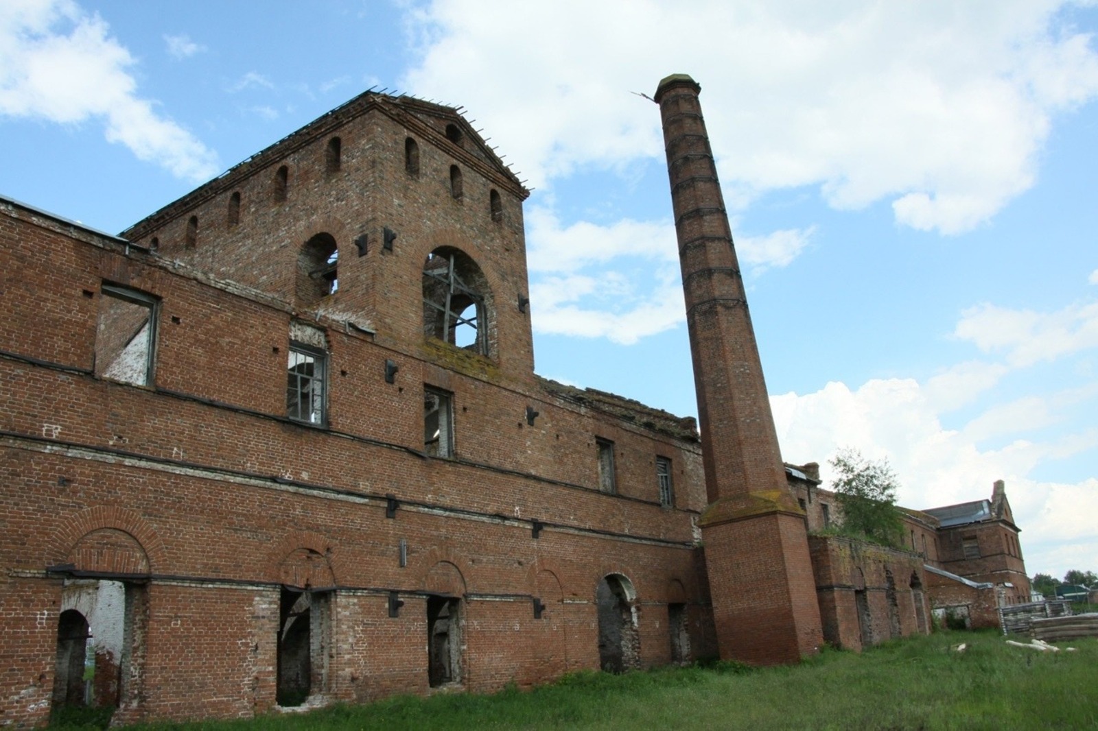 Евгении Сюткиной.