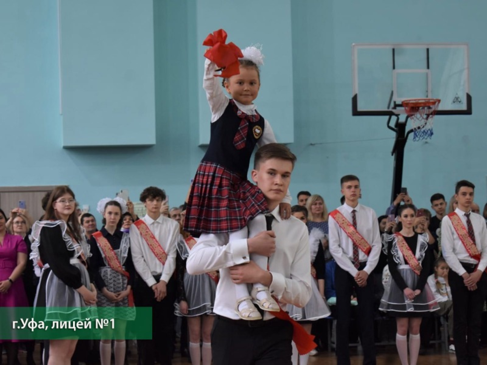 с личной страницы Радия Хабирова в соцсетях.