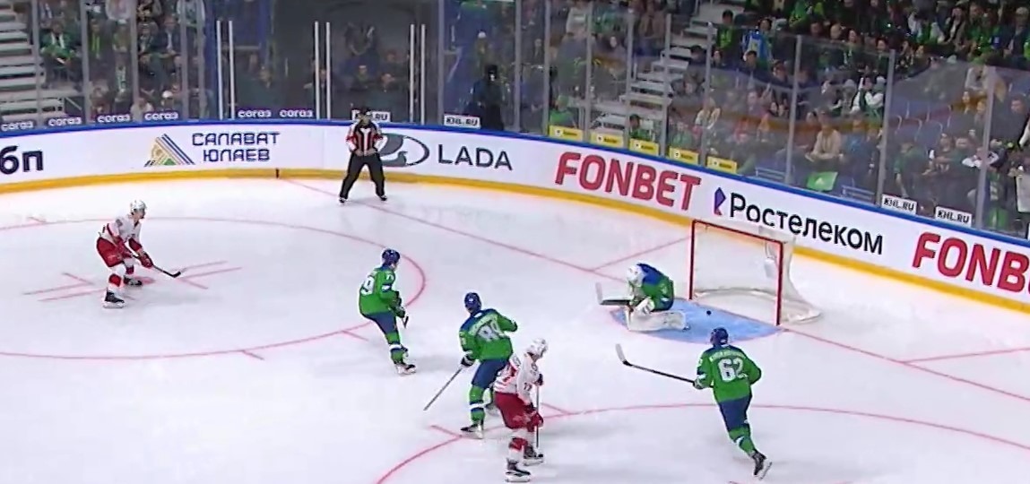 скриншот видео матча.