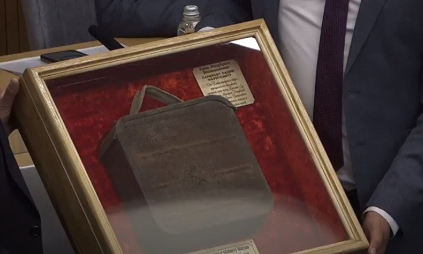 скриншот видео.