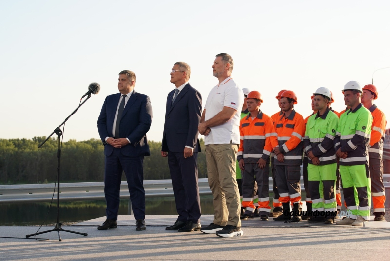 Олега Яровикова.