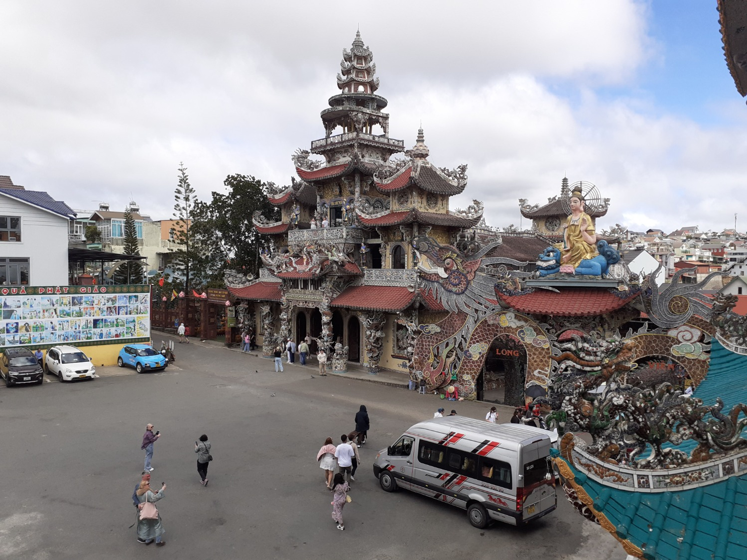 Владимира Шакиева. «Общественная электронная газета».