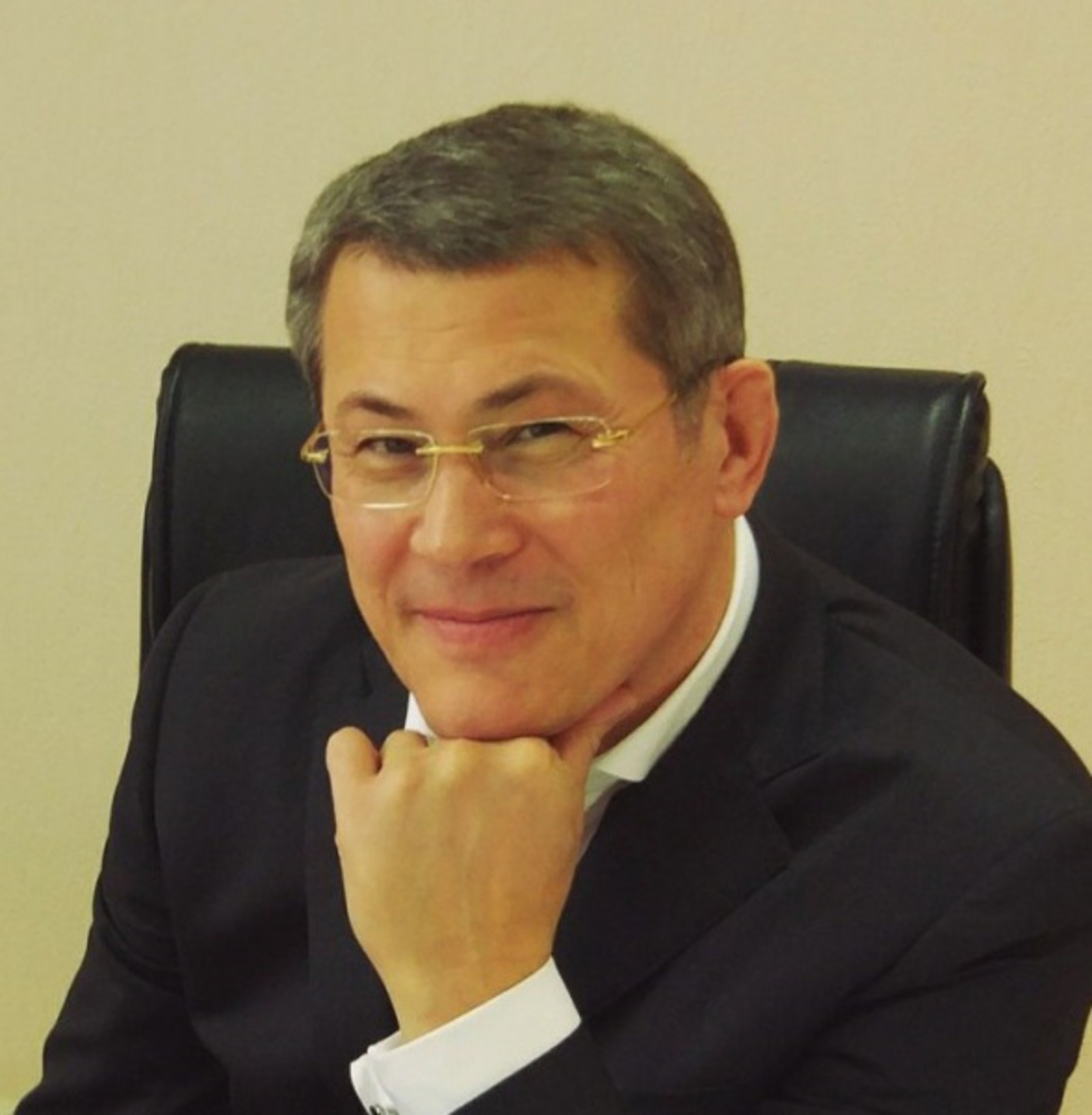 Фото со страницы Радия Хабирова в соцсетях.