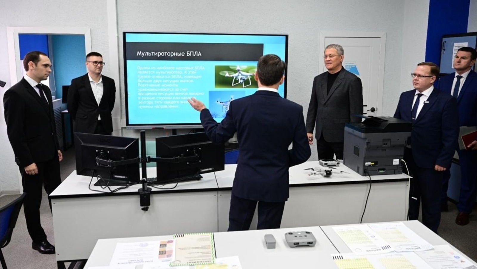 c личной страницы Радия Хабирова в соцсети.