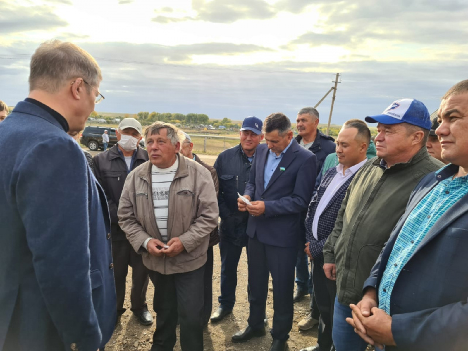 Фото со страницы Радия хабирова в соцсетях.