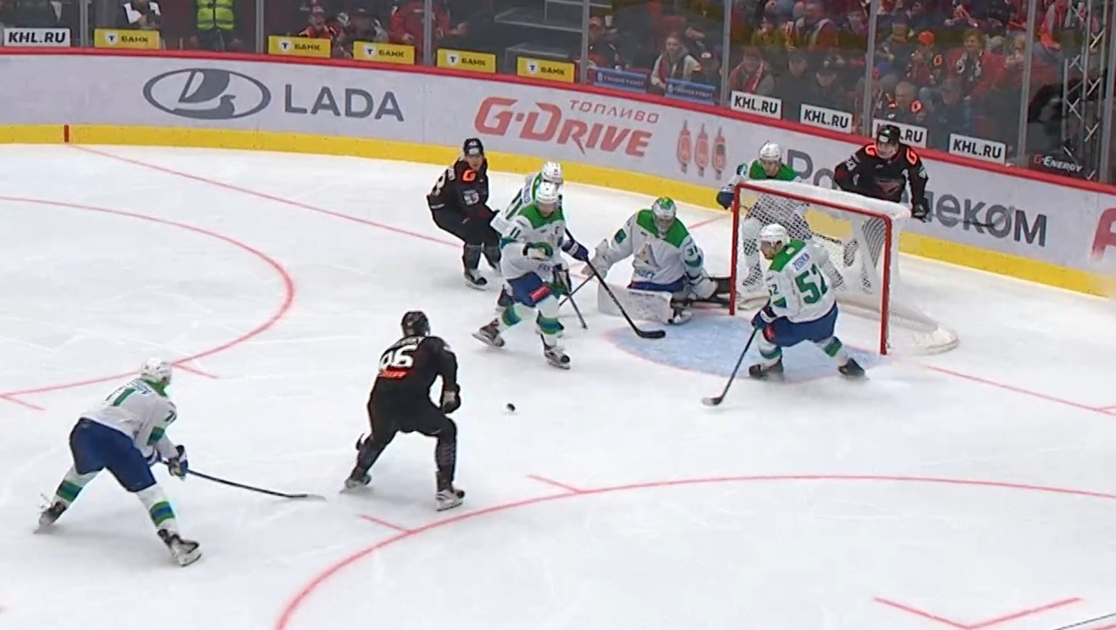 скриншот видео матча.