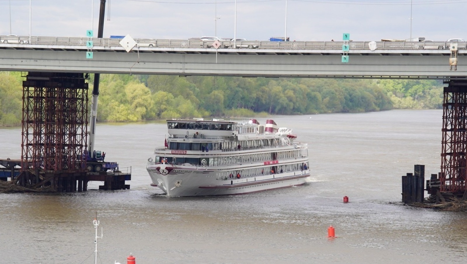 Олега Яровикова.