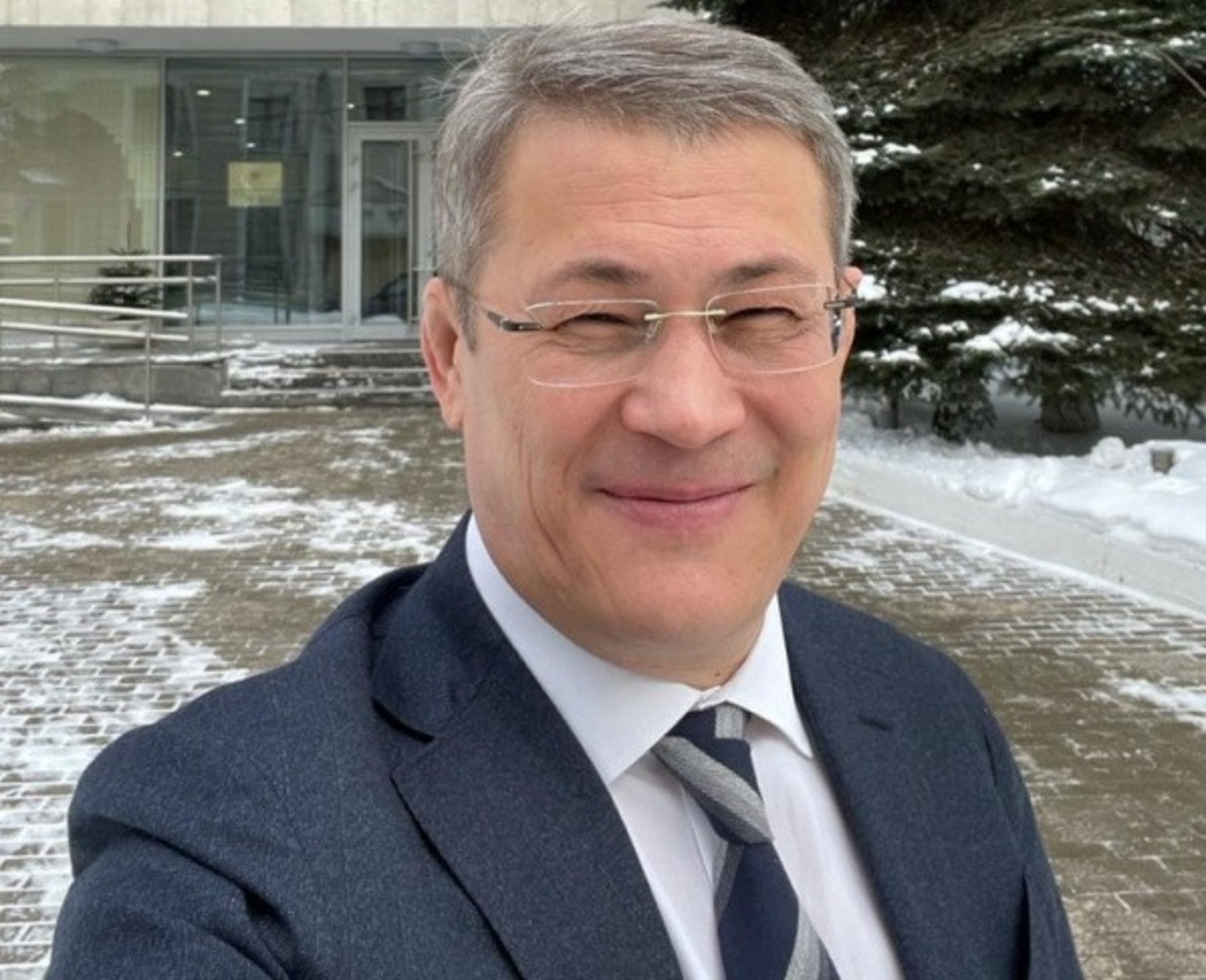 Vk, личная страница Радия Хабирова.