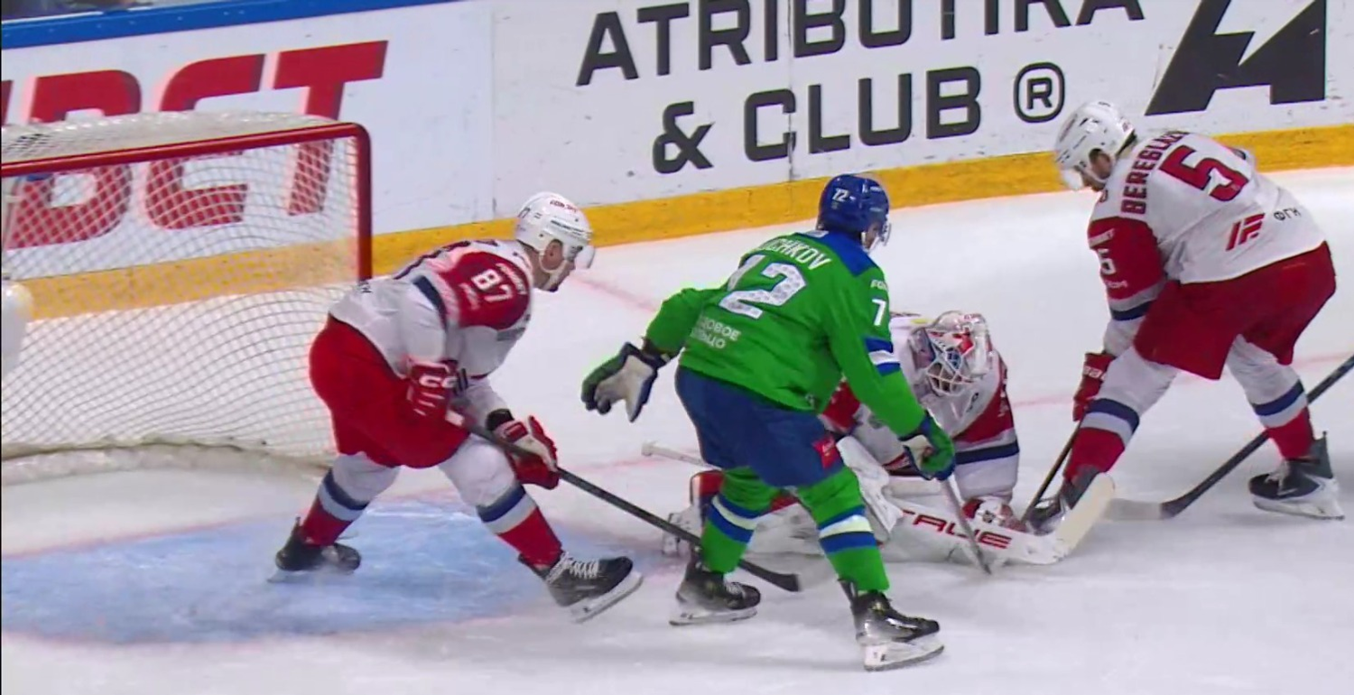 скриншот видео матча. скриншот видео матча.