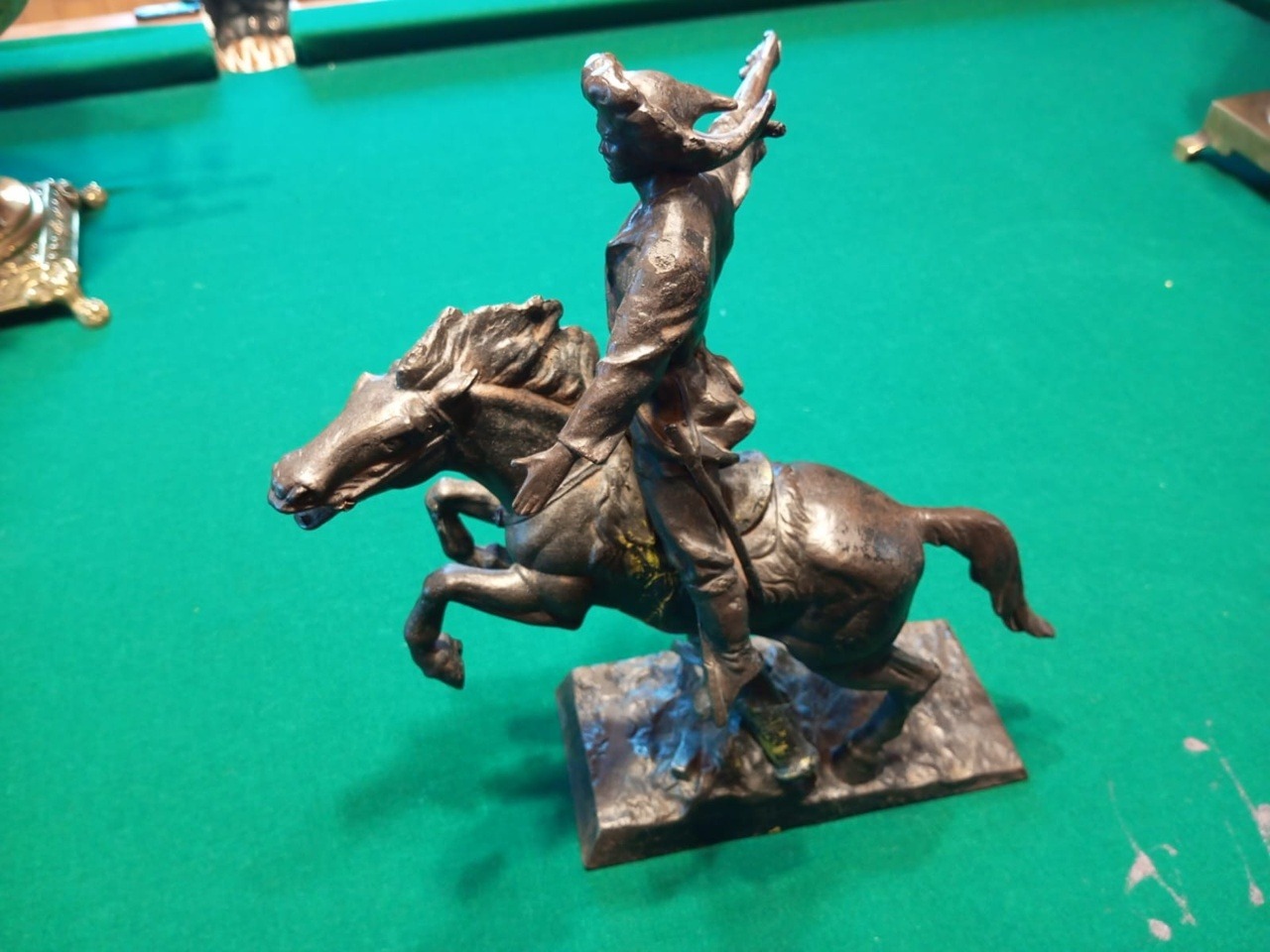 Евгении Сюткиной.