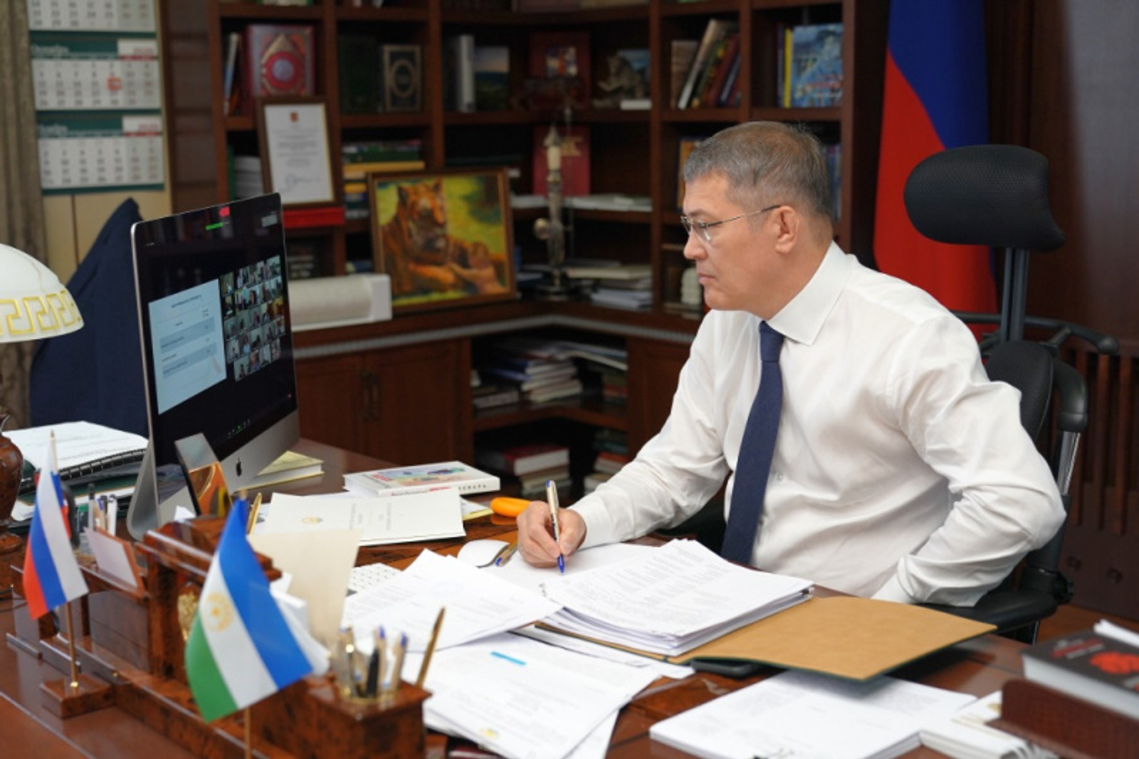 Фото со страницы Радия Хабирова в соцсети.