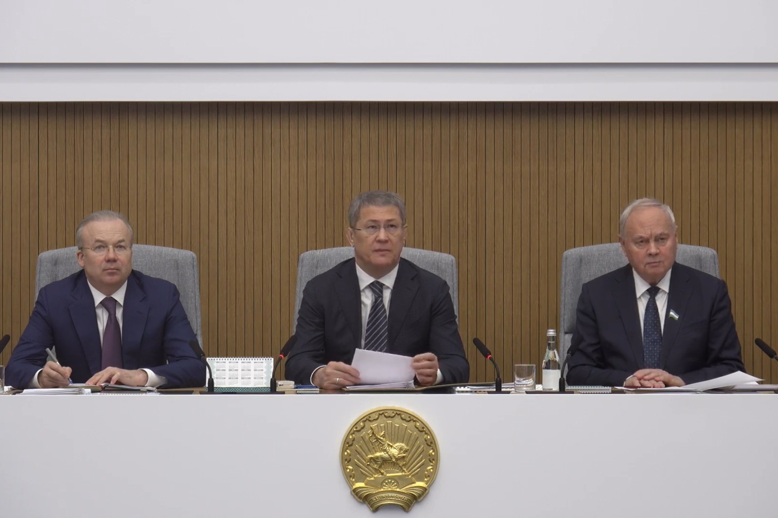 скриншот видео.