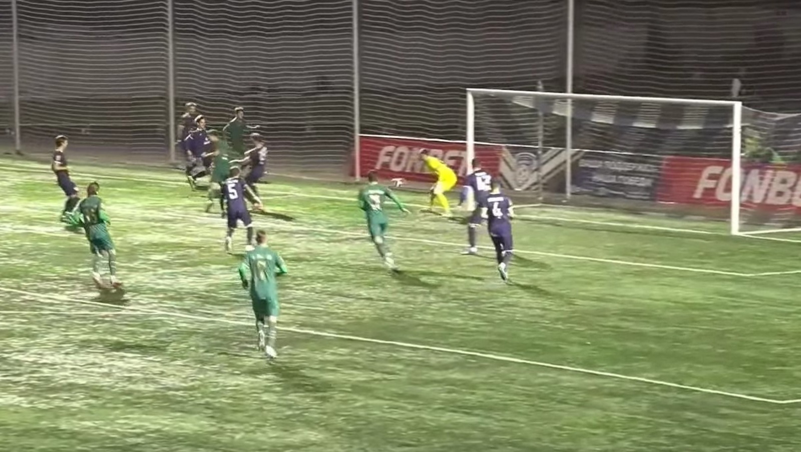 скриншот видео матча.