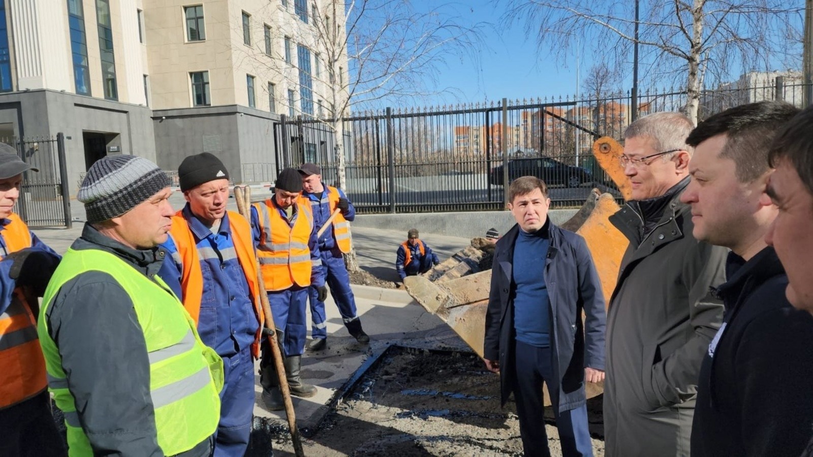 c личной страницы Радия Хабирова в соцсети.