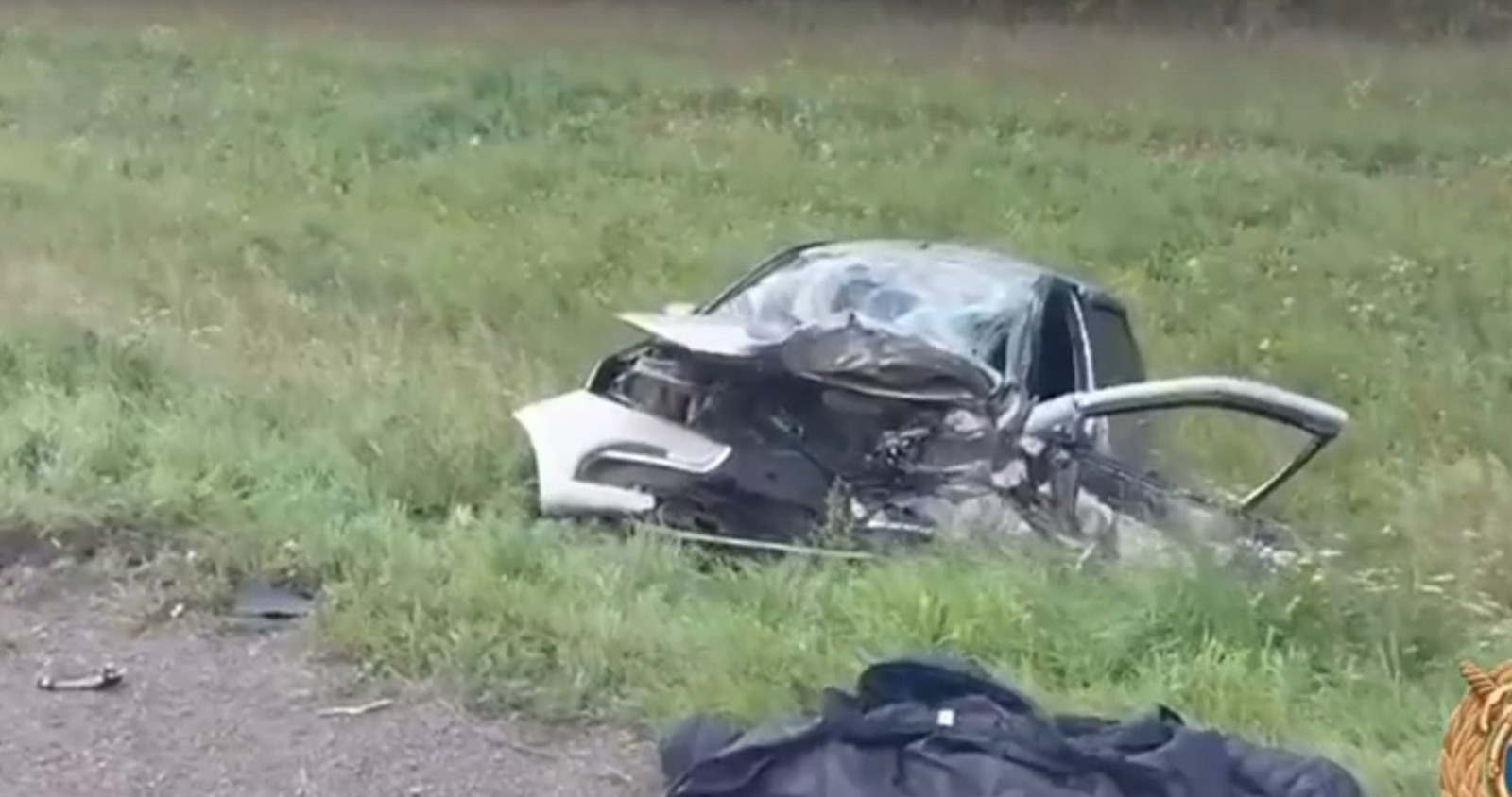 скриншот видео.