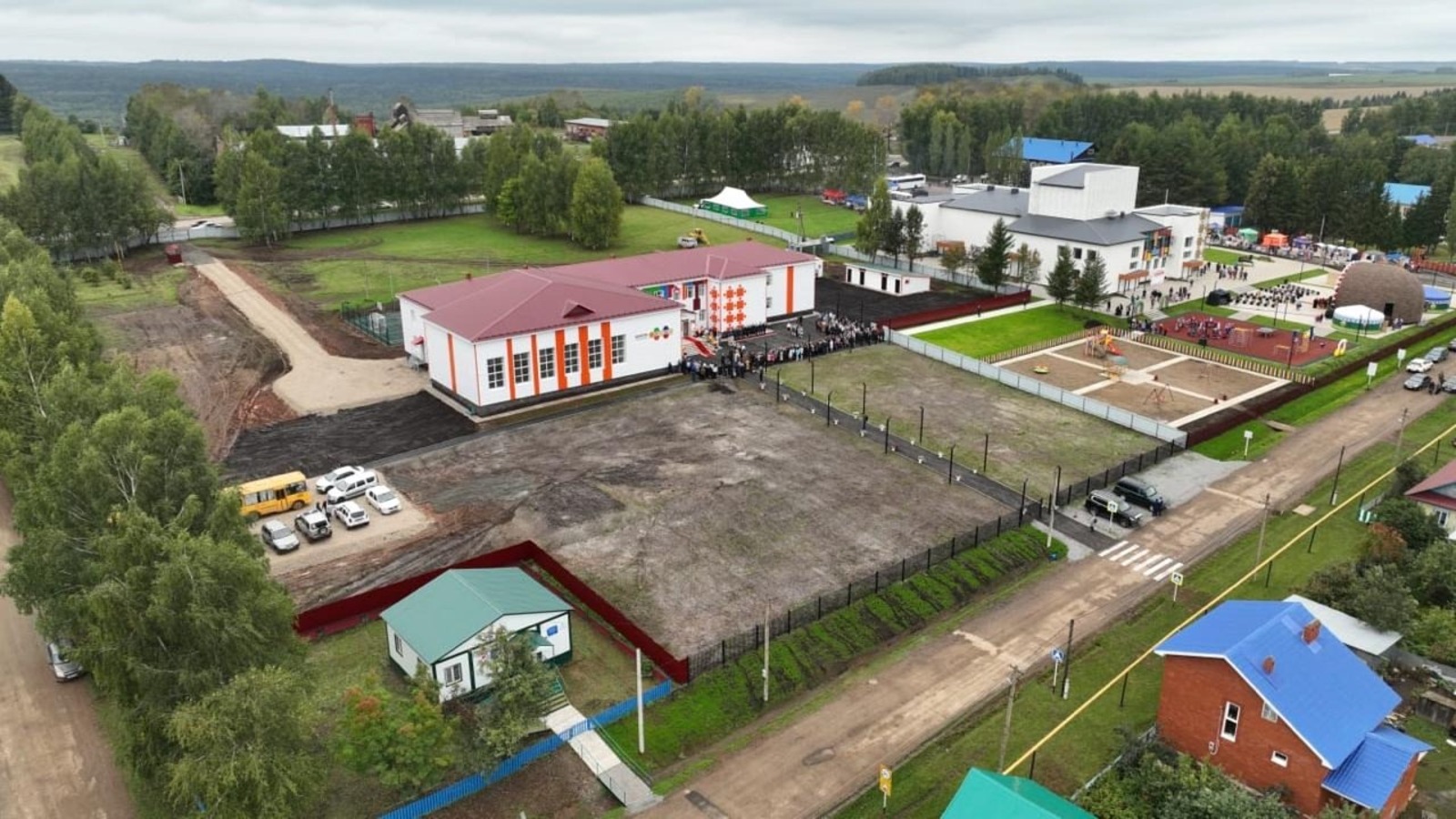 c личной страницы Радия Хабирова в соцсети.