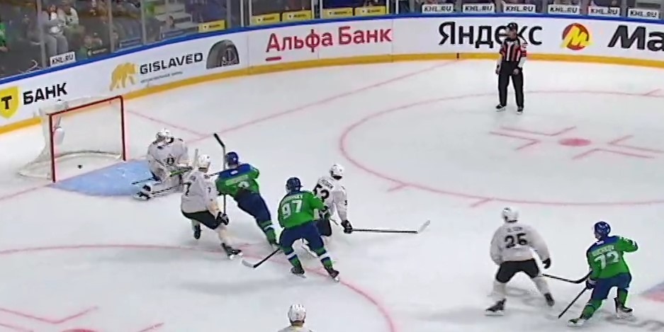 скриншот видео матча. скриншот видео матча.