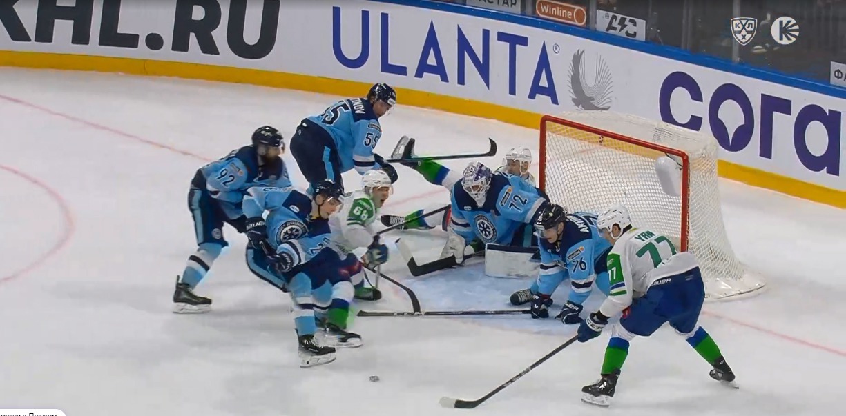 скриншот видео матча.