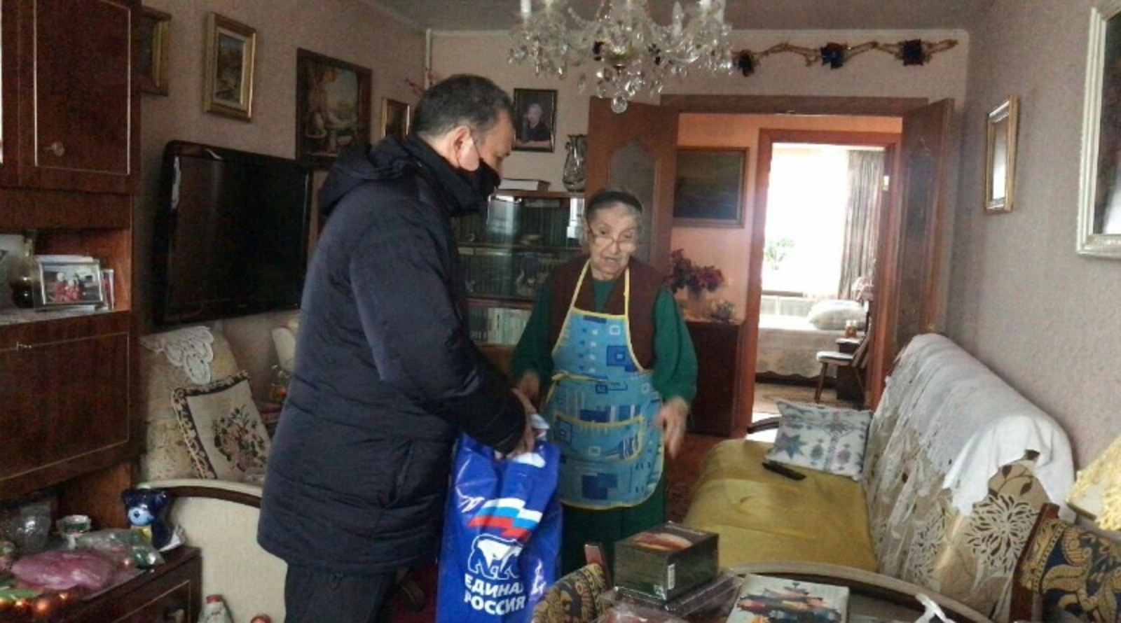 предоставлено организаторами акции.  Рустем Ахмадинуров и Такмиля Миннигулова.