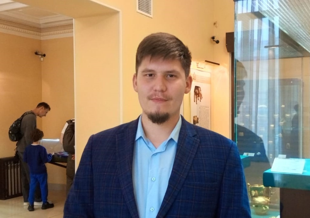 Евгении Сюткиной.