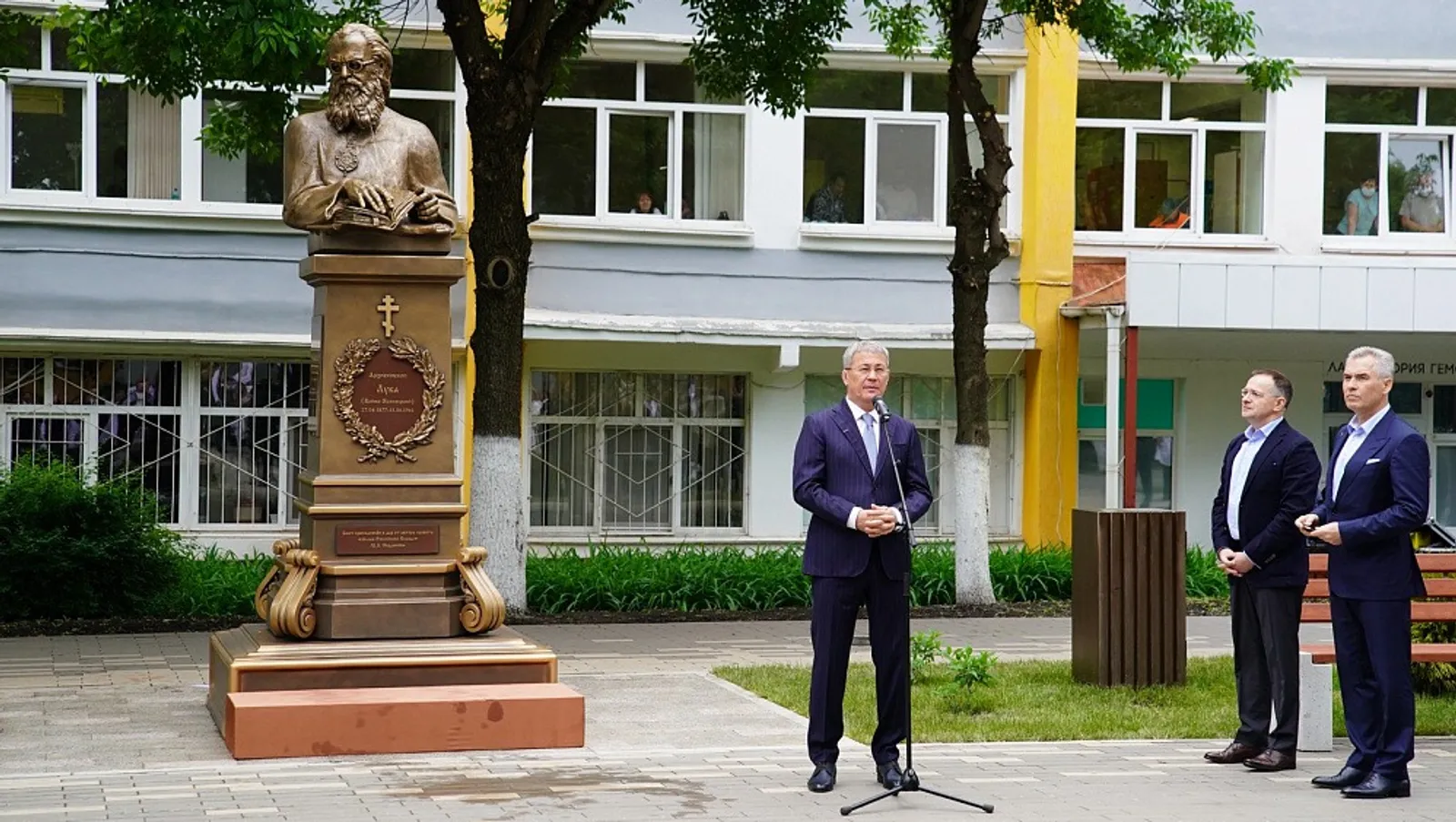 с сайта Главы РБ. Сайт glavarb.ru.
