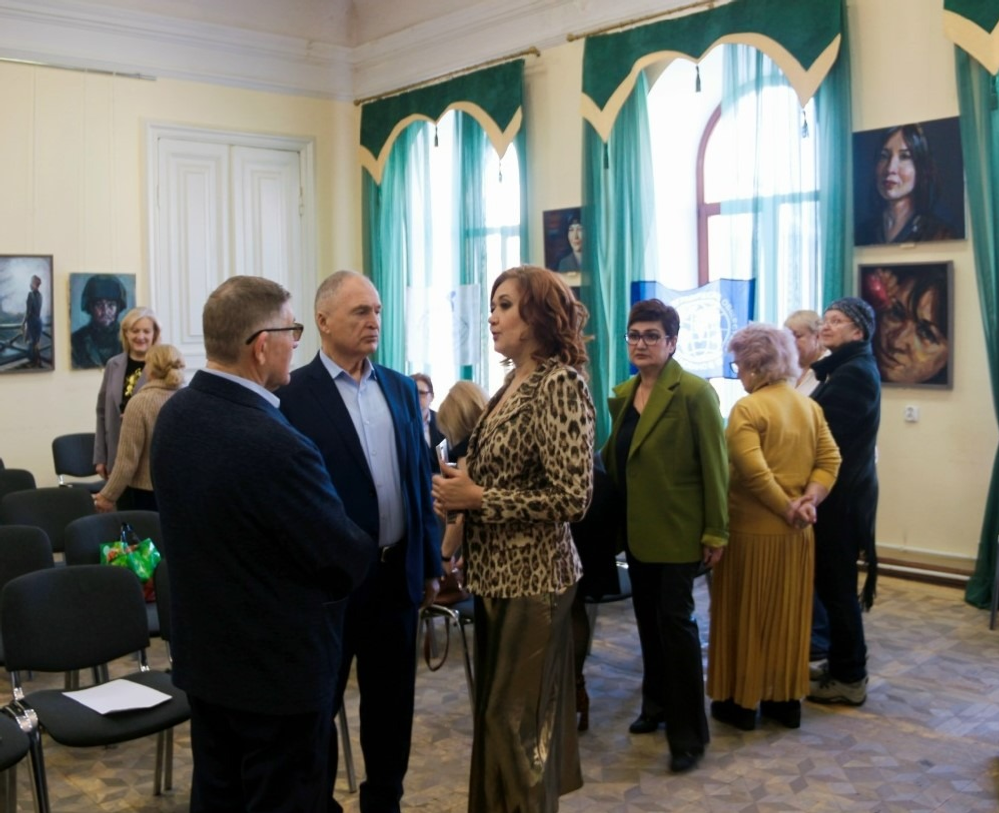 Александра Иванова. «Общественная электронная газета».