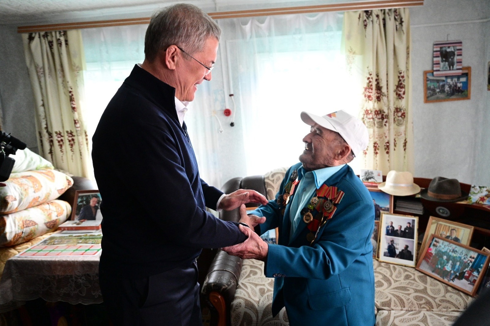 c личной страницы Радия Хабирова в соцсети.