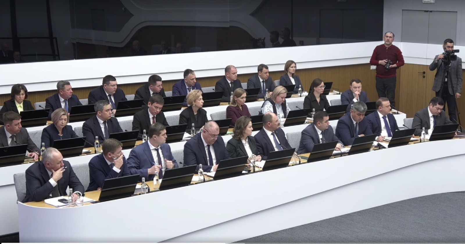 скриншот видео. трансляция оперативного совещания правительства РБ.