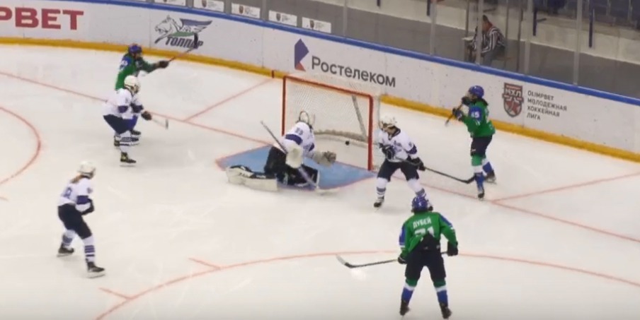 скриншот видео матча.