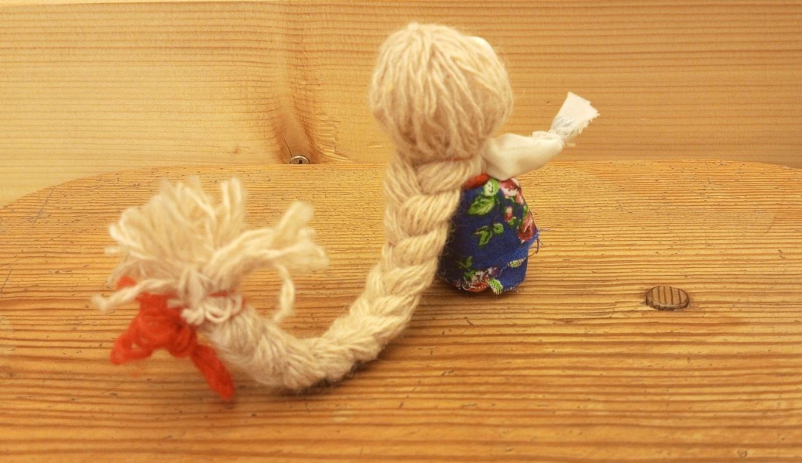 Евгении Сюткиной. «Общественная электронная газета».