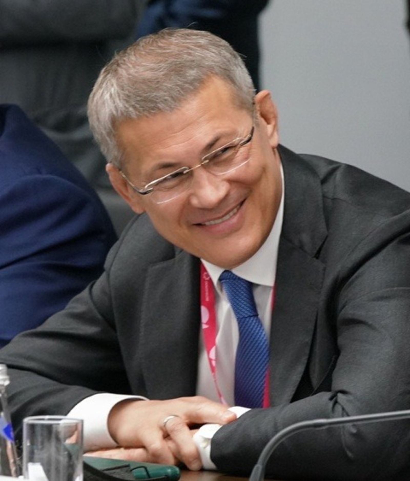 Vk, личная страница Радия Хабирова.