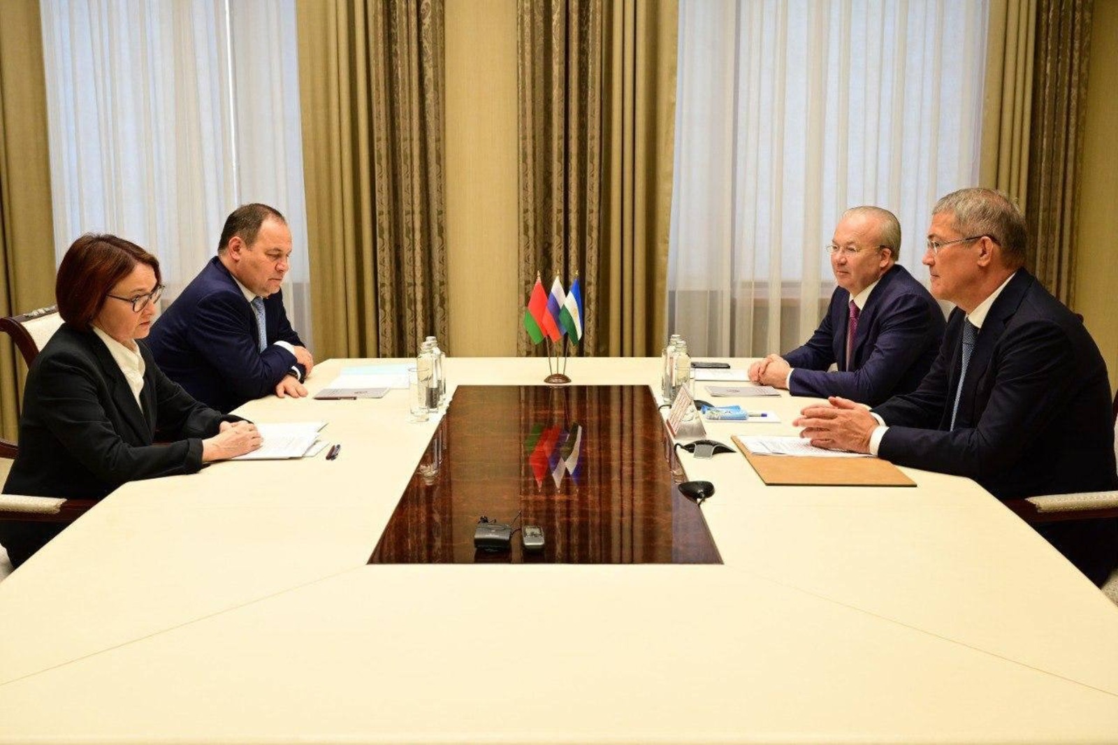 c личной страницы Радия Хабирова в соцсетях.