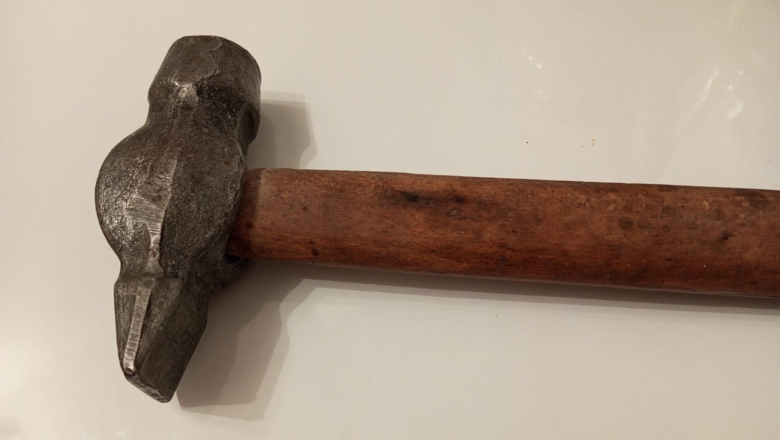 Евгении Сюткиной. "Общественная электронная газета".