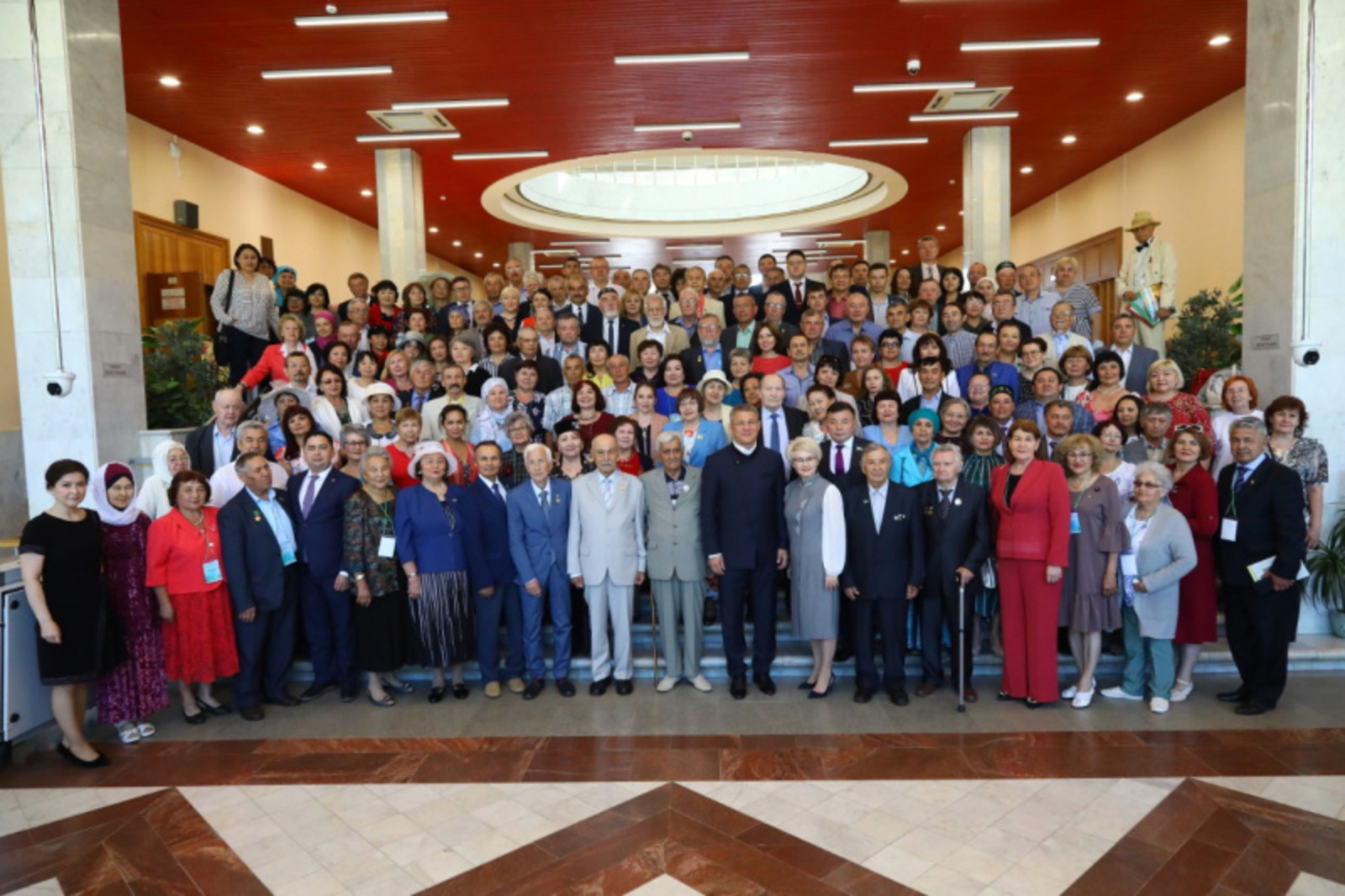 Фото с личной страницы Радия Хабирова в соцсетях.