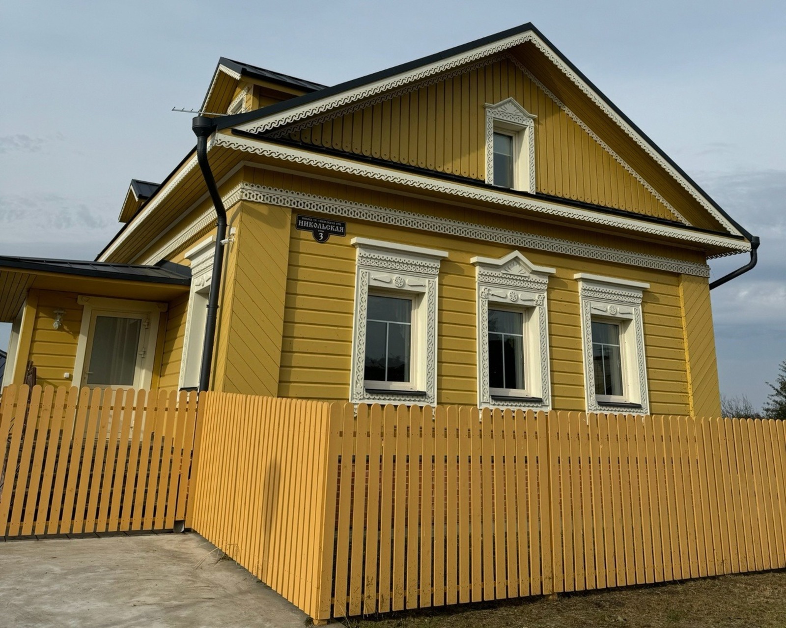 Елены Колоколовой.