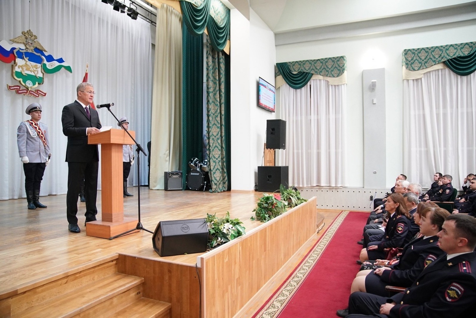 Vk, личная страница Радия Хабирова.