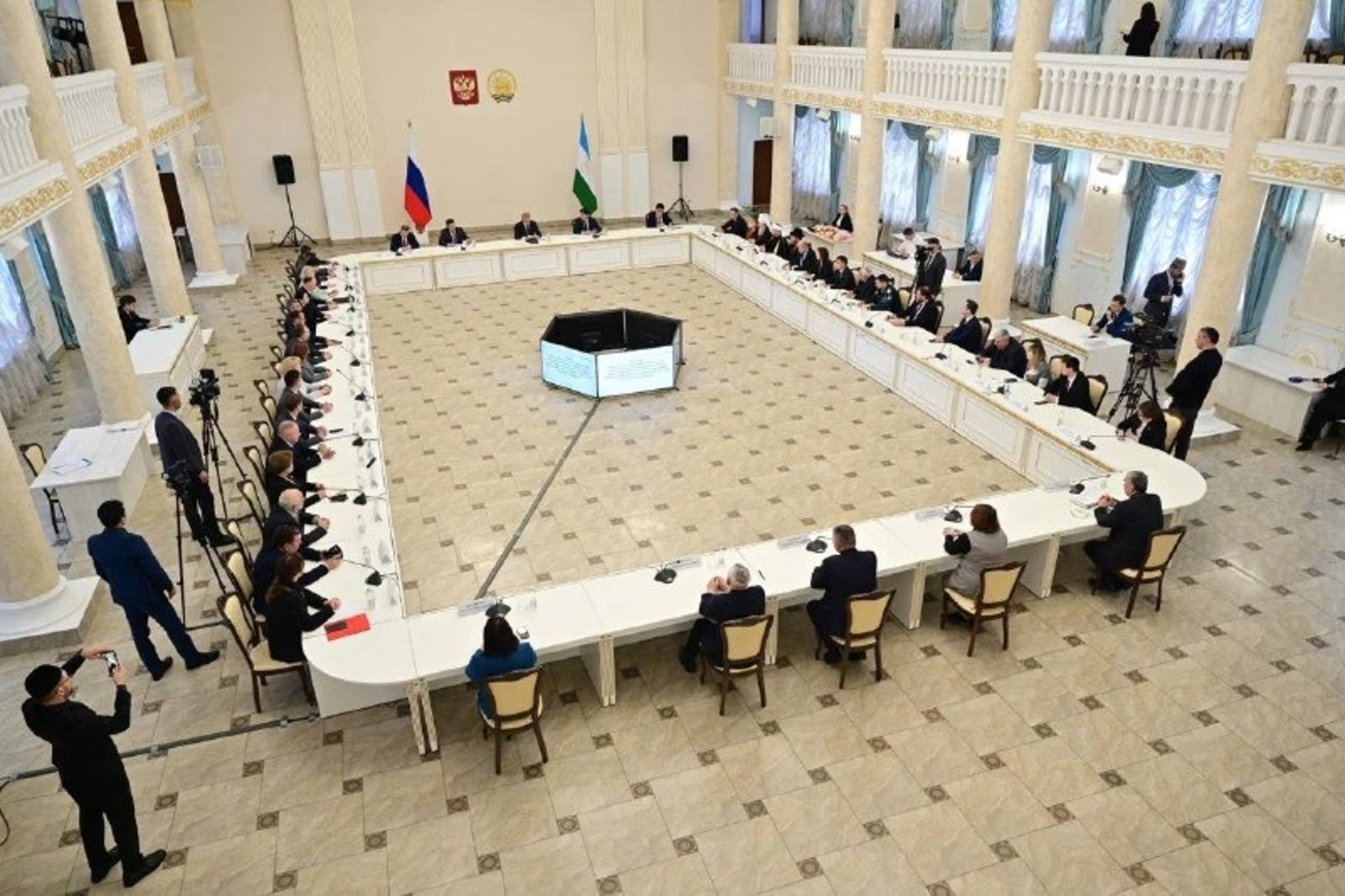 c личной страницы Радия Хабирова в соцсетях. c личной страницы Радия Хабирова в соцсетях.