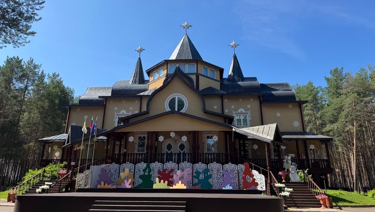 Елены Колоколовой.  "Общественная электронная газета".