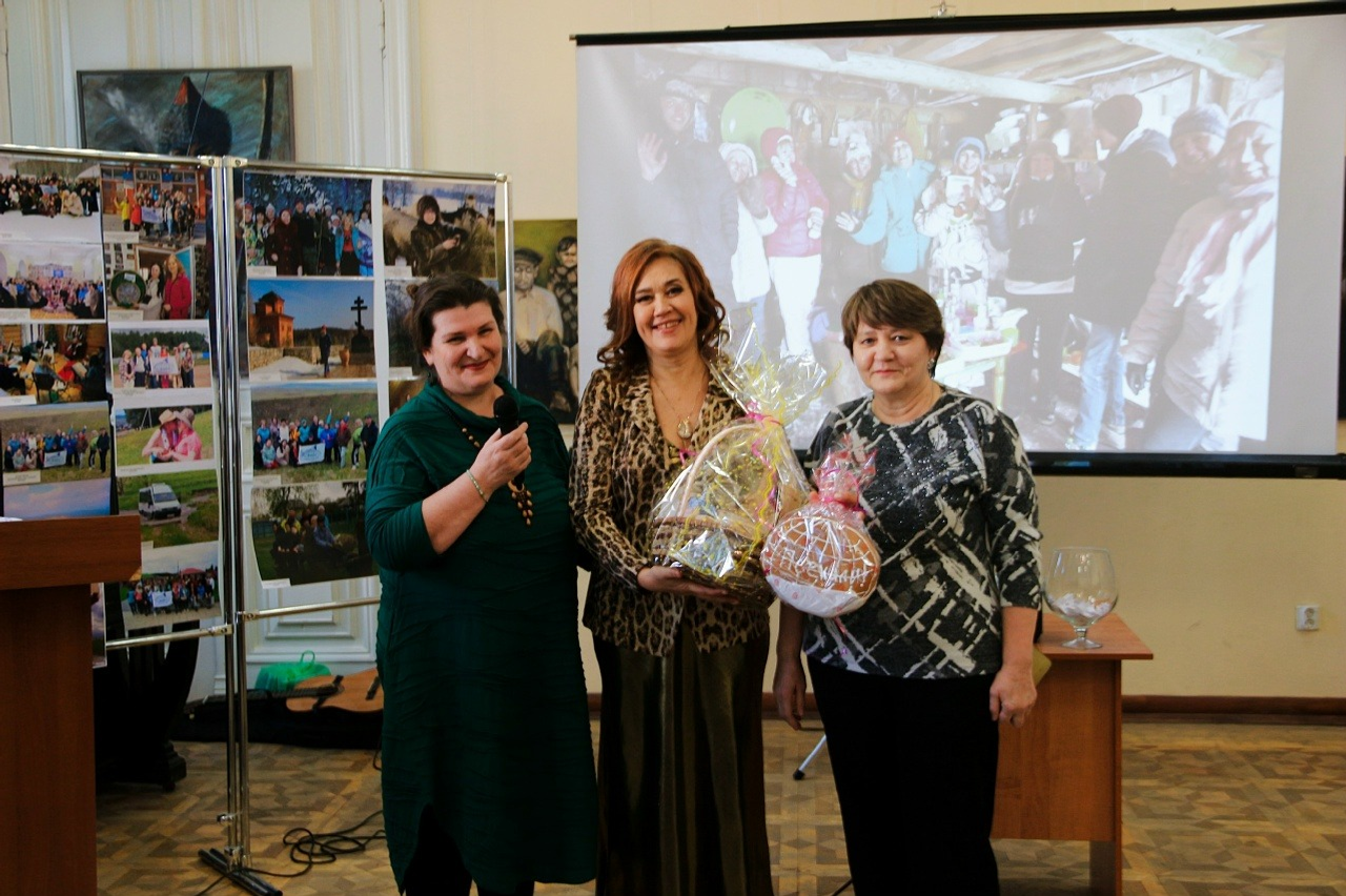 Александра Иванова. «Общественная электронная газета».