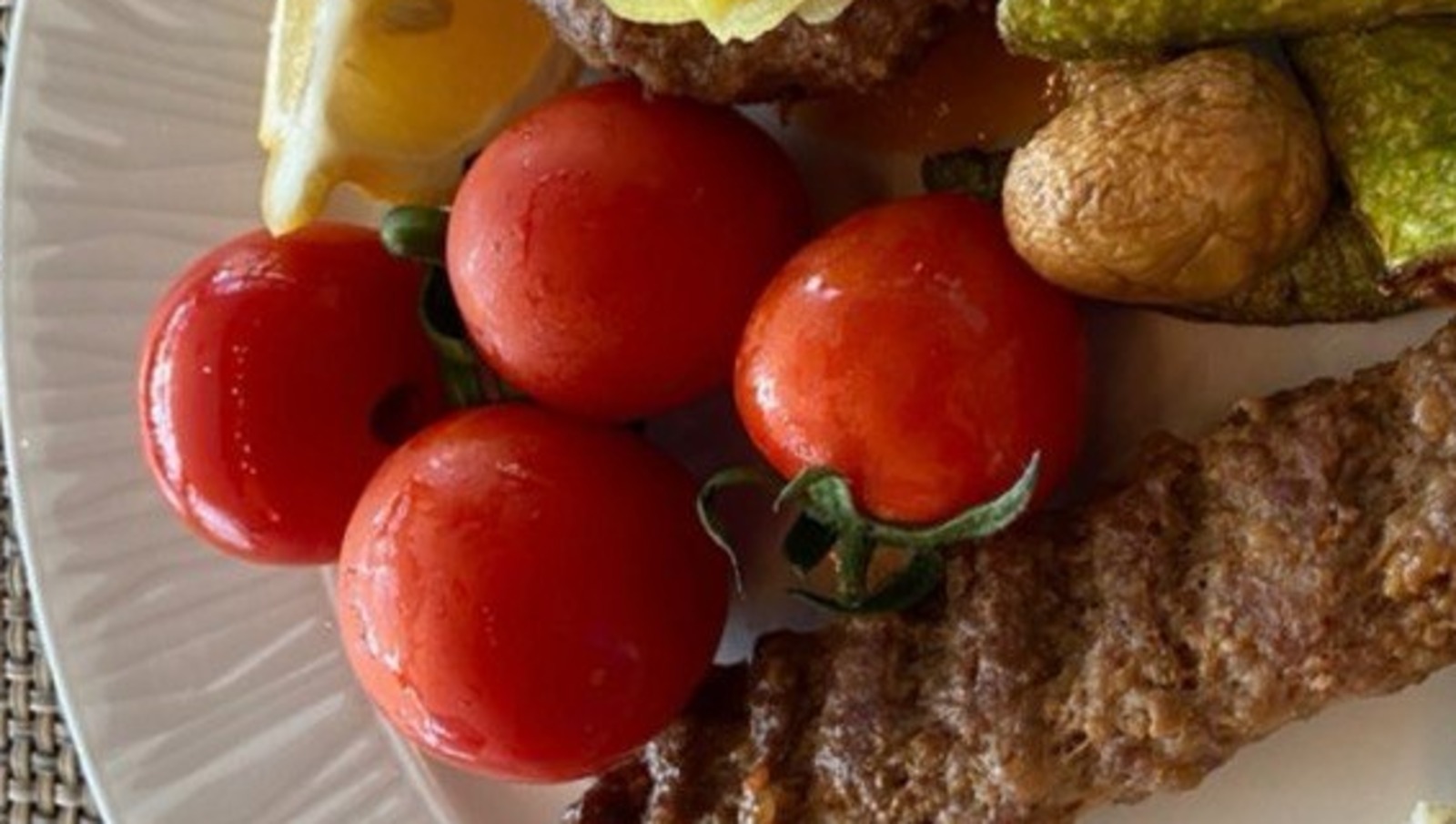 Елены Колоколовой.  "Общественная электронная газета".