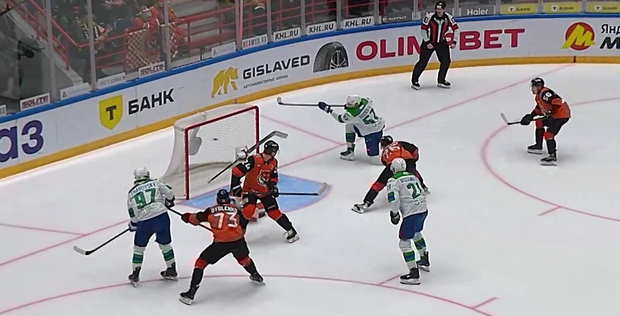 скриншот видео матча. скриншот видео матча.