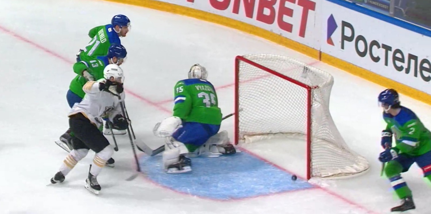 скриншот видео матча. скриншот видео матча.