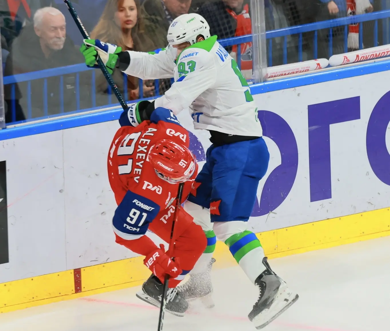 ХК «Салават Юлаев». мессенджер Max.