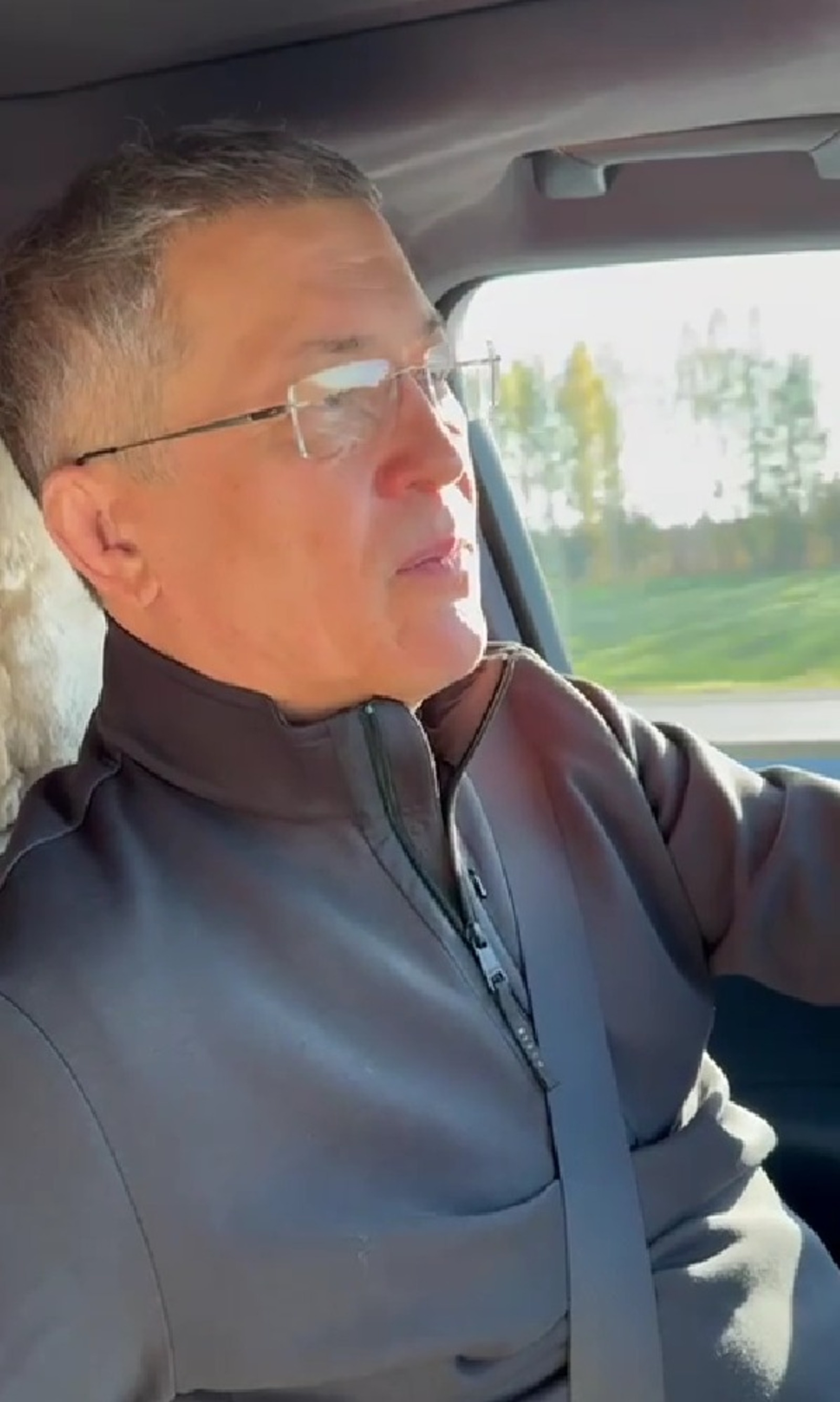 скриншот видео.