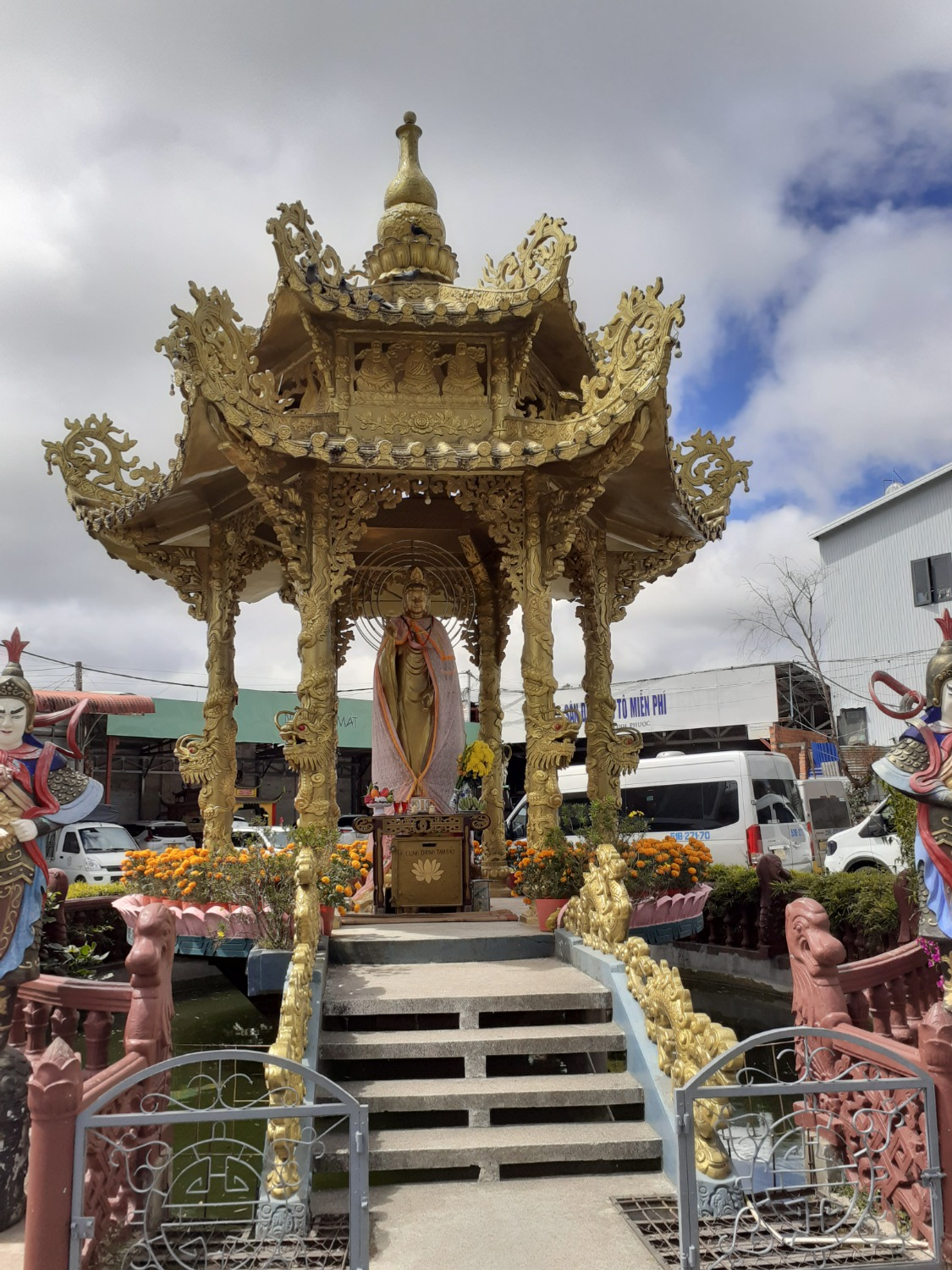 Владимира Шакиева. «Общественная электронная газета».