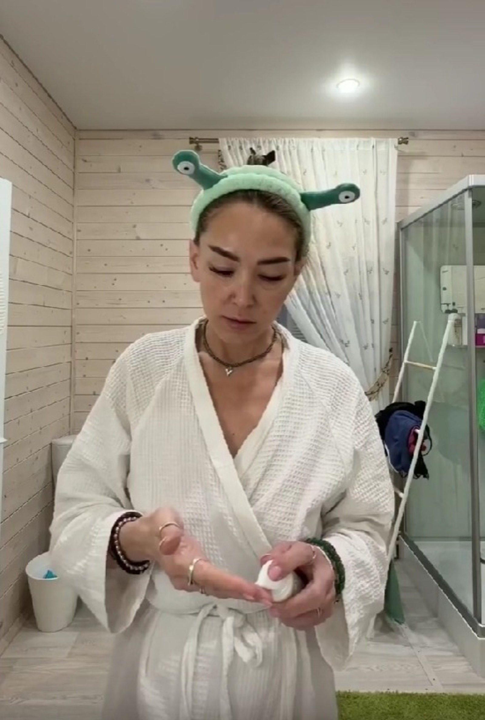 скриншот видео.  скриншот видео.