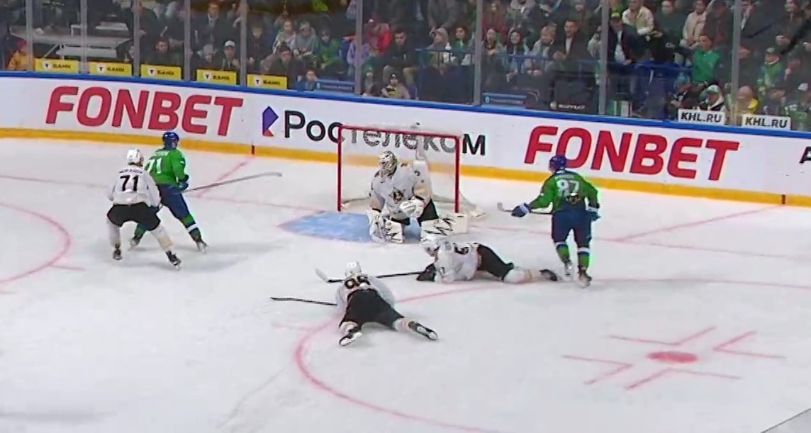 скриншот видео матча. скриншот видео матча.