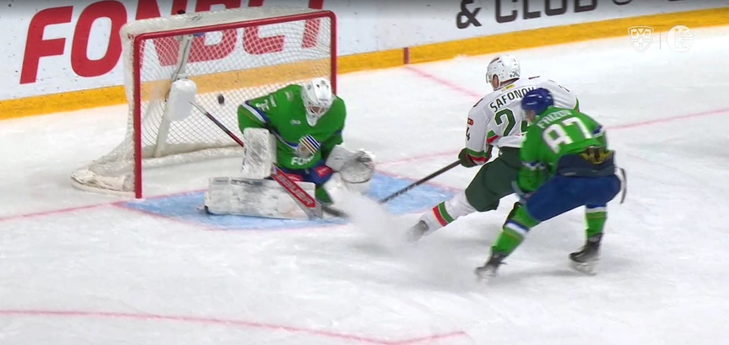 скриншот видео матча. скриншот видео матча.