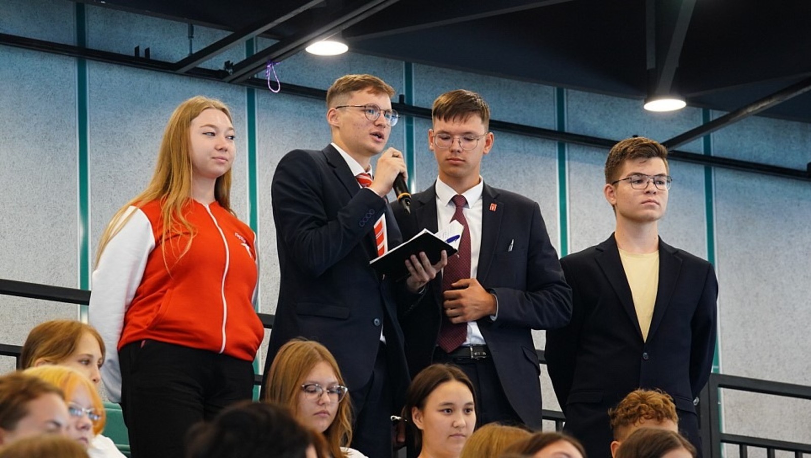 Олега Яровикова.